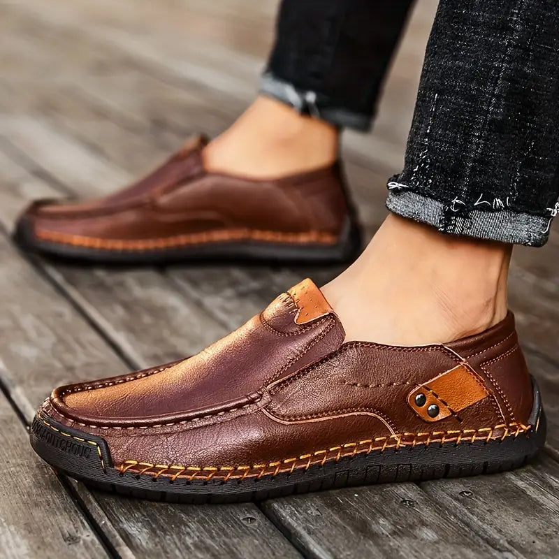 👞🔥 Klassische Business-Schuhe aus atmungsaktivem Kalbsleder: komfortabel, langlebig 👔💼 ideal für lange Bürotage und wichtige Meetings.