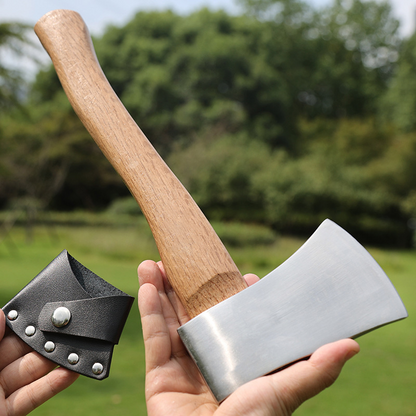 Robuste Axt mit Holzgriff