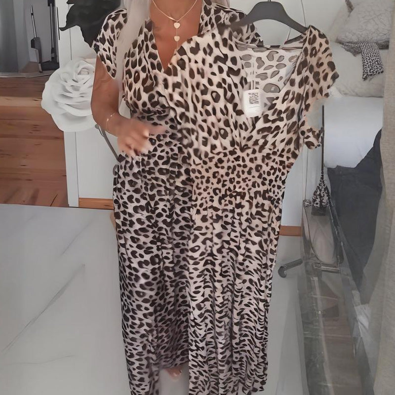 🦓🐆 Ausschnitt & Leopardenmuster: Dein neues Lieblings-Top! Sexy V-Ausschnitt, tierisch im Trend. Perfekt für Party & Alltag. Jetzt shoppen und Look verwandeln!