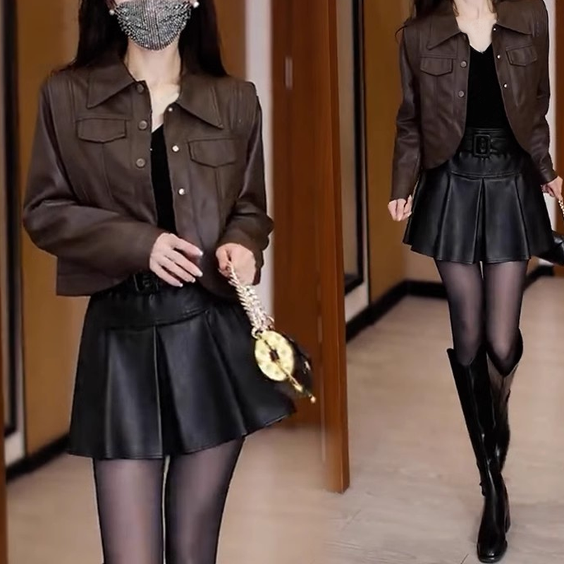 🎀🎗️Moderne Kurze Jacke ~ Zeitlich begrenzter Rabatt von 54 %🎁✨Klassischer Umlegekragen & Hochwertiges PU Material