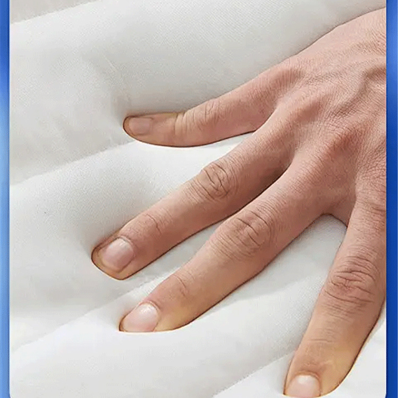 🧥🧴 Zwei kaufen, eins gratis! 🧼✨ Wasserfreier Daunenjacken-Fleckenentferner mit Bürste – Schnell, schonend, nachhaltig. Ideal für unterwegs und schonend zu empfindlichen Materialien. 🛡️🌟