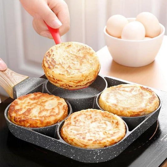 🍳🥚 Vier-Loch Eierpfanne – Perfektes Omelett & Frühstück in nur 5 Minuten! 🕒🍽️ Antihaft, spülmaschinengeeignet & aus nachhaltiger Beschichtung. Endlich gleichmäßige Eier, ganz ohne Anbrennen.