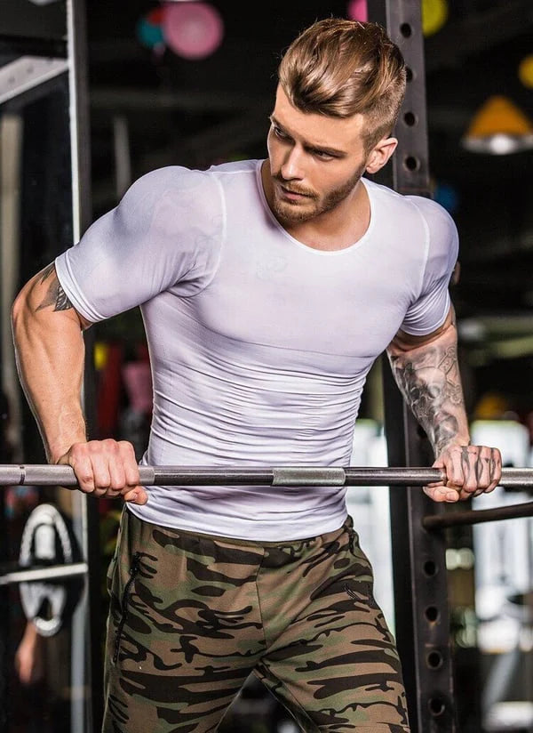 🧊❄️ Shaper Cooling T-Shirt für Herren – Ideal für Sport & heiße Tage 🥵💧 Atmungsaktives Kompressionsshirt mit formender Wirkung. Optimal für Training, Büro & Freizeit.