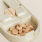 💊🔪 Tablettenteiler präzise & kompakt – Medikamente sicher und mühelos teilen ✨💊 LEZTZTER TAG: 50% RABATT! Ideal für unterwegs und zuhause – passend für kleine und große Tabletten.