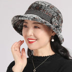 👒🔥 Damen Vintage Cloche-Hut aus weichem Wollimitat – Klassisches Karomuster, zeitlos elegant & nachhaltig produziert 🍂💚 Perfekt für kalte Tage und stilvolle Stadtspaziergänge.