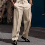👖✨ Lässige Herrenhose mit Bundfalten und weitem Bein Perfekt für entspannte City-Styles ✓ Atmungsaktive Qualität ✓ Vielseitig kombinierbar Jetzt sichern!