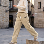 👖✨ Damen-Cordhose mit weitem Bein und Kordelzug – 🍃💫 perfekt für Alltag & Büro Hochwertiger Cordstoff, elastischer Bund – maximaler Komfort und lässiger Style vereint