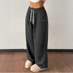 👖✨ Damen-Cordhose mit weitem Bein und Kordelzug – 🍃💫 perfekt für Alltag & Büro Hochwertiger Cordstoff, elastischer Bund – maximaler Komfort und lässiger Style vereint