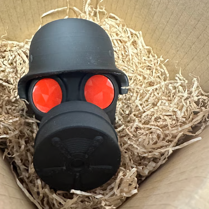 💎⚙️ Design-Gasmaske – robuster Schutz mit stylischem Look ✨🔥 ✅ Industrietauglich & alltagstauglich – perfekt für Urban Explorer & DIY-Projekte 💪 Hohe Abdeckung, maximale Sicherheit – jetzt -50% auf die Abdeckkappe!