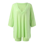 💃🌿 Damen V-Ausschnitt T-Shirt & luftige Shorts – 2-teiliges Freizeit-Set ☀️👖 Perfekt für warme Tage, atmungsaktiv, figurschmeichelnd. Jetzt shoppen & sparen!