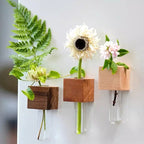 🧲🌳 Magnetische Holz-Vase mit Reagenzglas – schwebend, platzsparend, rustikal-modern 💧🔬 Ideal für Kräuter, Schnittblumen & DIY-Deko – einfach an Kühlschrank, Heizung oder Metallregal haften.