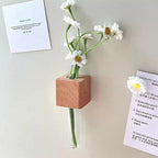 🧲🌳 Magnetische Holz-Vase mit Reagenzglas – schwebend, platzsparend, rustikal-modern 💧🔬 Ideal für Kräuter, Schnittblumen & DIY-Deko – einfach an Kühlschrank, Heizung oder Metallregal haften.